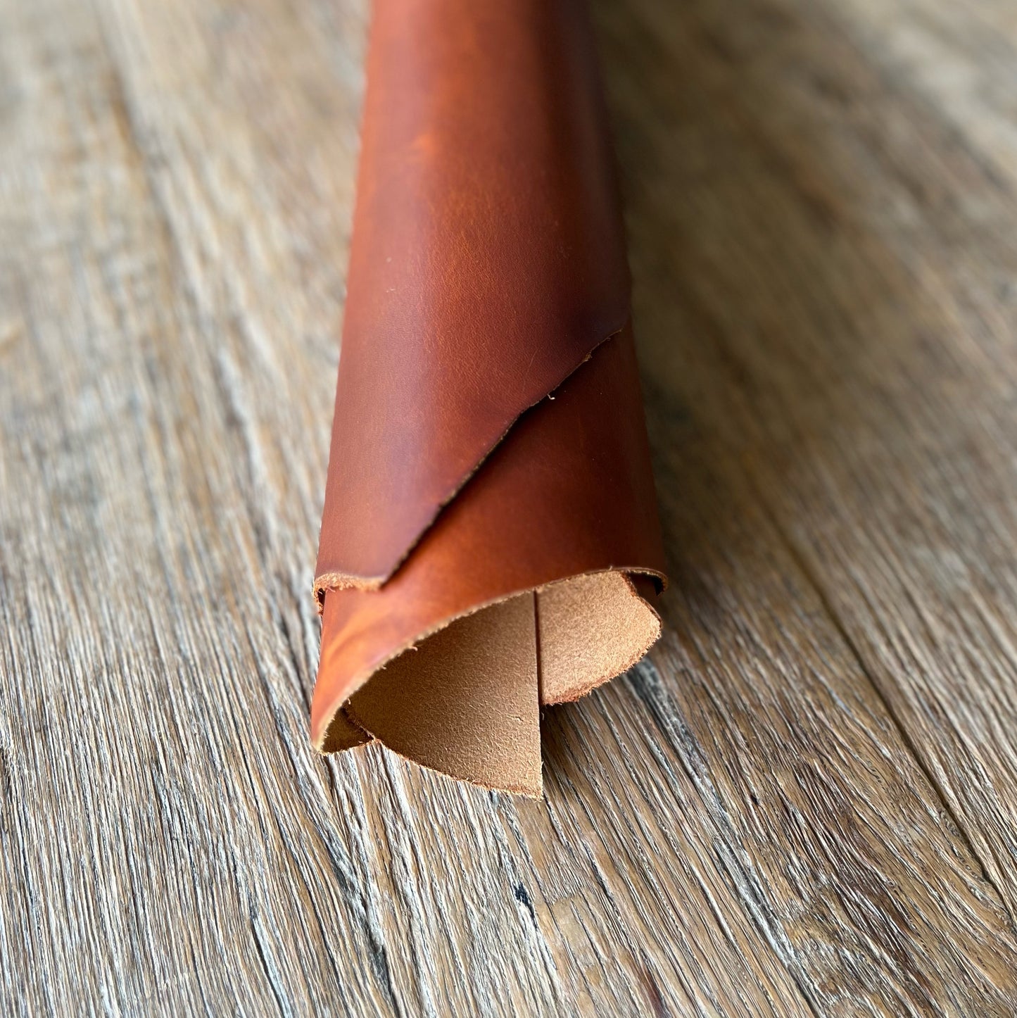 The Classic | Cash & Card Wallet with Lanyard