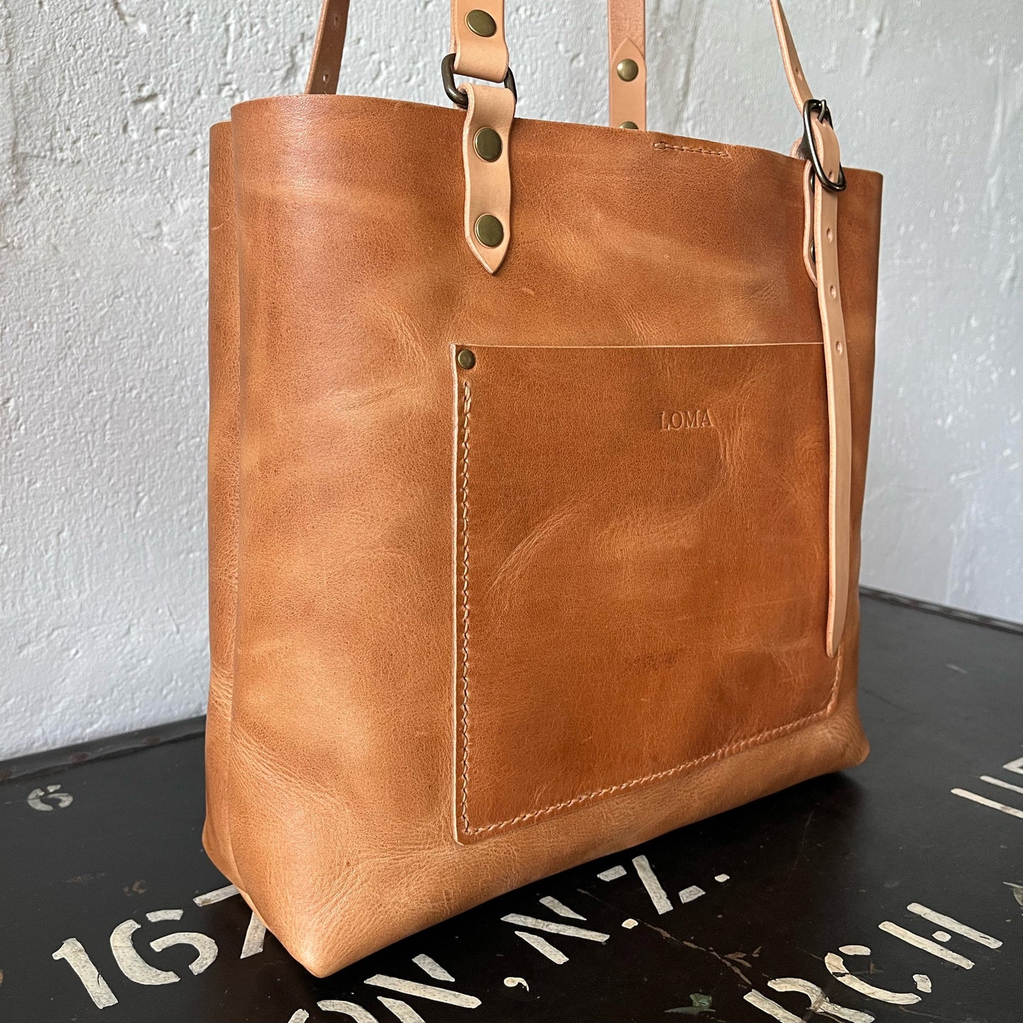Natural leather tote bag