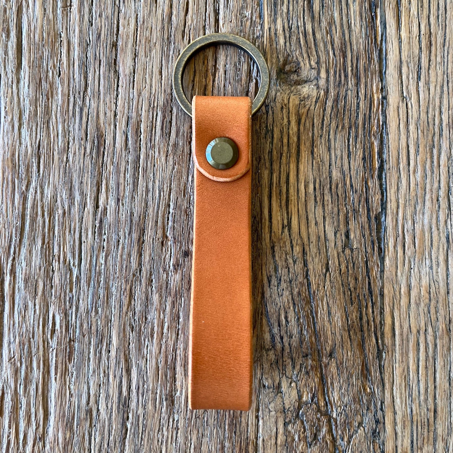 Tan leather loop keyfob