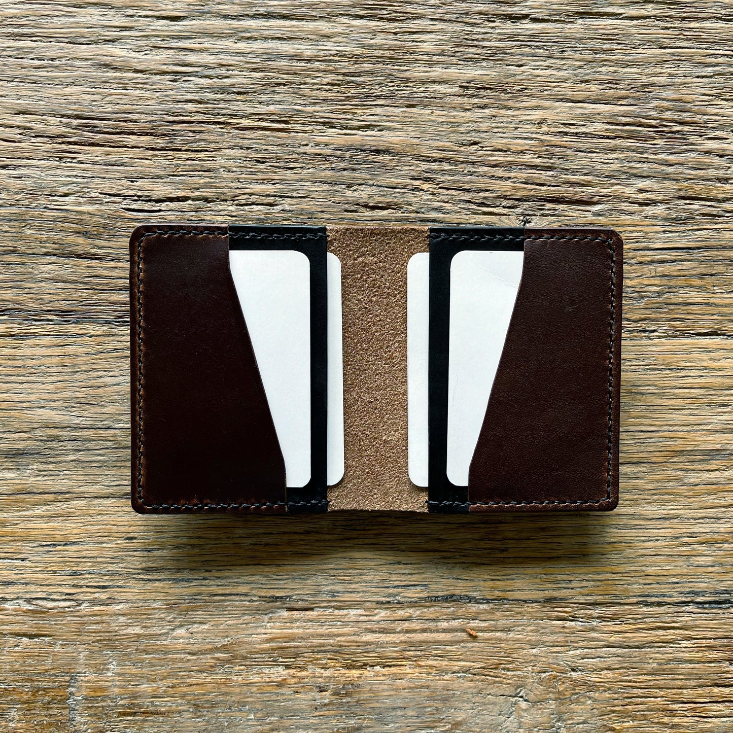 The Classic | Cash & Card Wallet with Lanyard