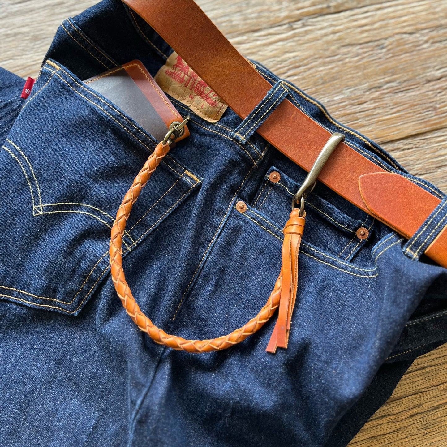 The Classic | Cash & Card Wallet with Lanyard