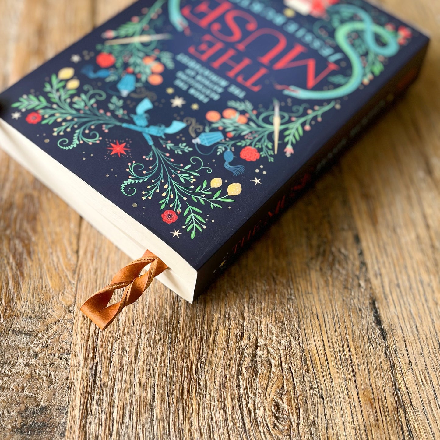Twist Detail Bookmark